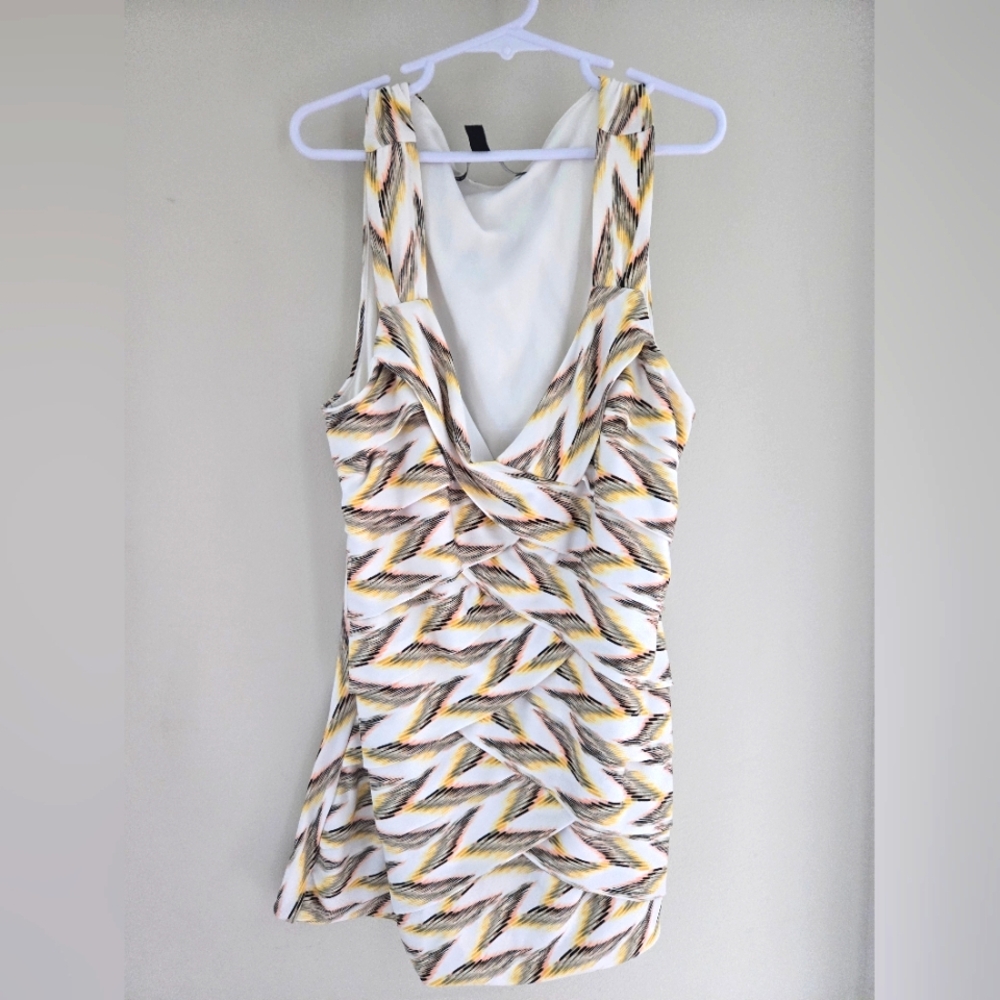 White House Black Market Womens Size Small Sleeveless Top